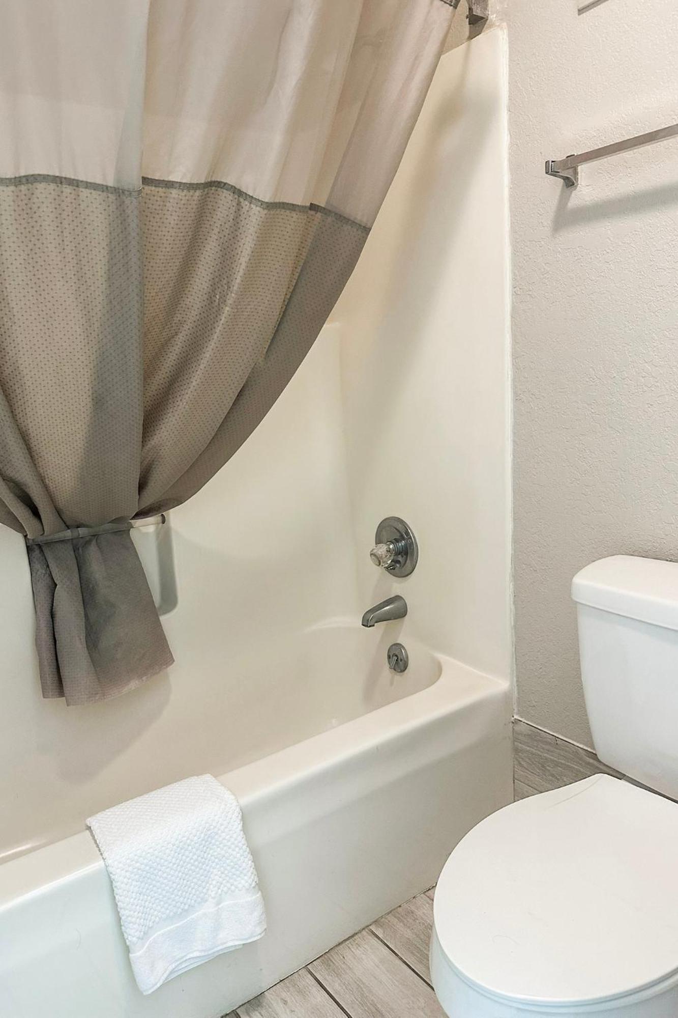 Regal Inn Guntersville By Oyo Hwy 431 Εξωτερικό φωτογραφία