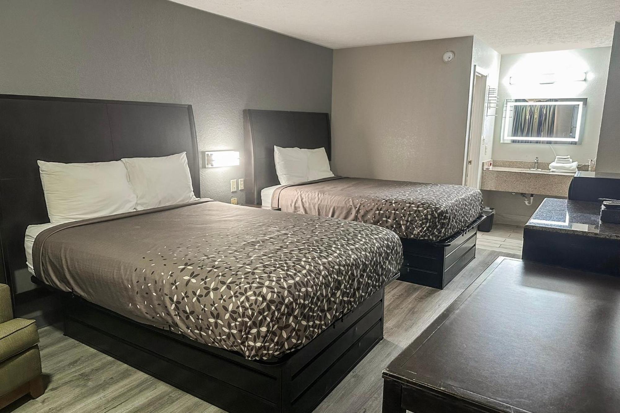 Regal Inn Guntersville By Oyo Hwy 431 Εξωτερικό φωτογραφία