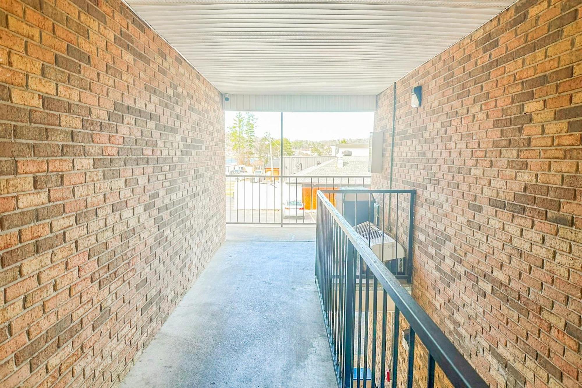 Regal Inn Guntersville By Oyo Hwy 431 Εξωτερικό φωτογραφία