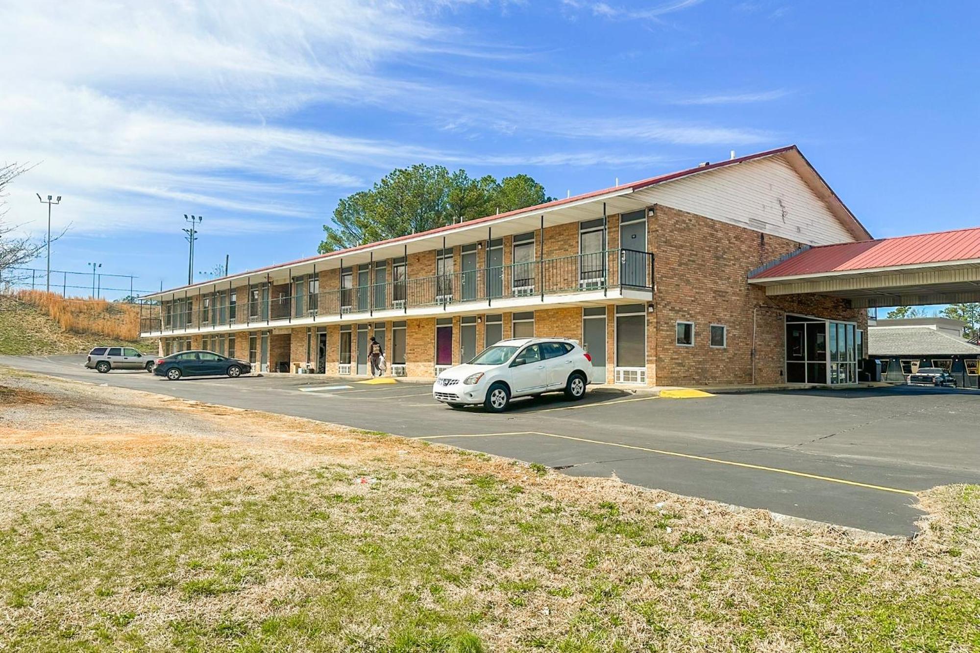 Regal Inn Guntersville By Oyo Hwy 431 Εξωτερικό φωτογραφία