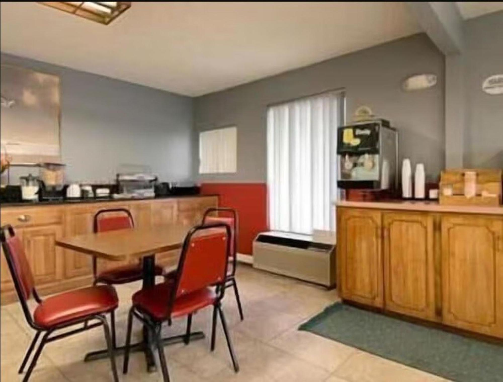 Regal Inn Guntersville By Oyo Hwy 431 Εστιατόριο φωτογραφία